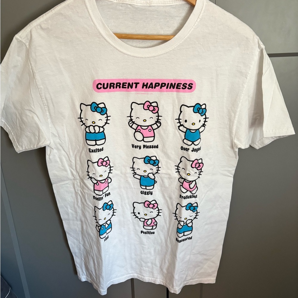 Hello Kitty Graphic T-Shirt